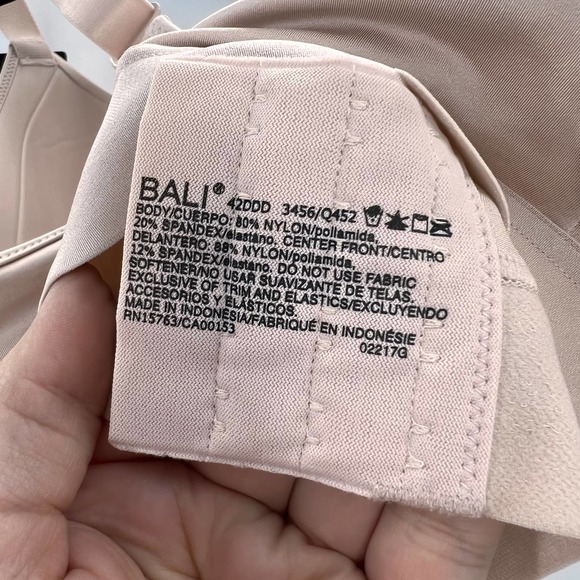 Bali One Smooth Cool Comfort Fabric Underwire Fully Adjustable Convertible 42DDD - Picture 3 of 8